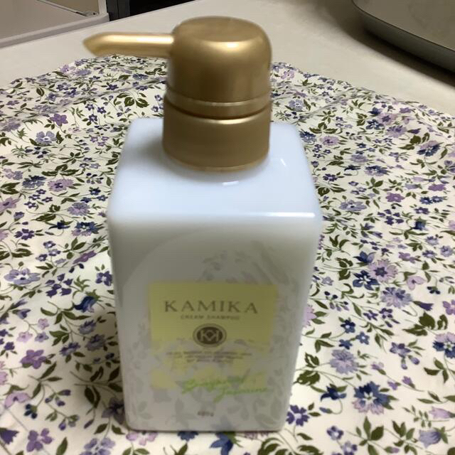 KAMIKA オールインワン クリームシャンプー ベルガモットジャスミンの香り