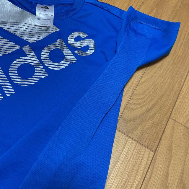 adidas(アディダス)のadidas シャツ140 キッズ/ベビー/マタニティのキッズ服男の子用(90cm~)(Tシャツ/カットソー)の商品写真