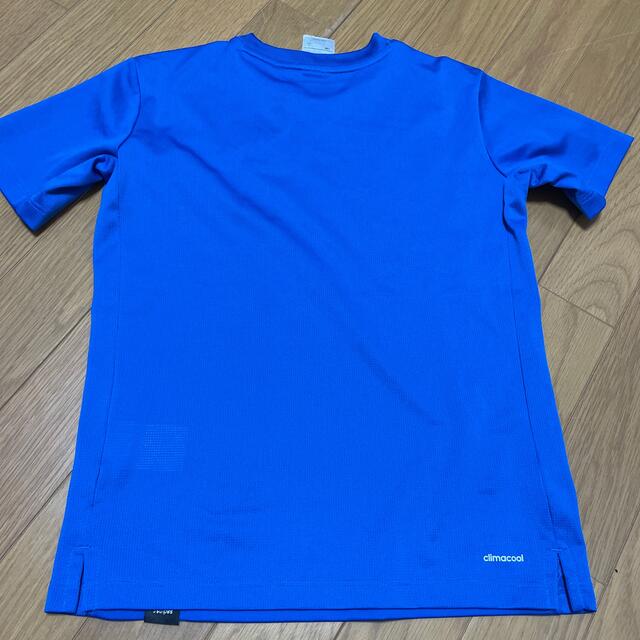 adidas(アディダス)のadidas シャツ140 キッズ/ベビー/マタニティのキッズ服男の子用(90cm~)(Tシャツ/カットソー)の商品写真