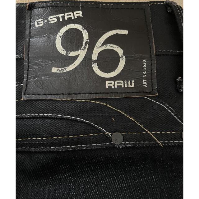 G-STAR RAW(ジースター)のジースターロゥ　HERITAGE EMBRO TAPERED ブラック　デニム レディースのパンツ(デニム/ジーンズ)の商品写真