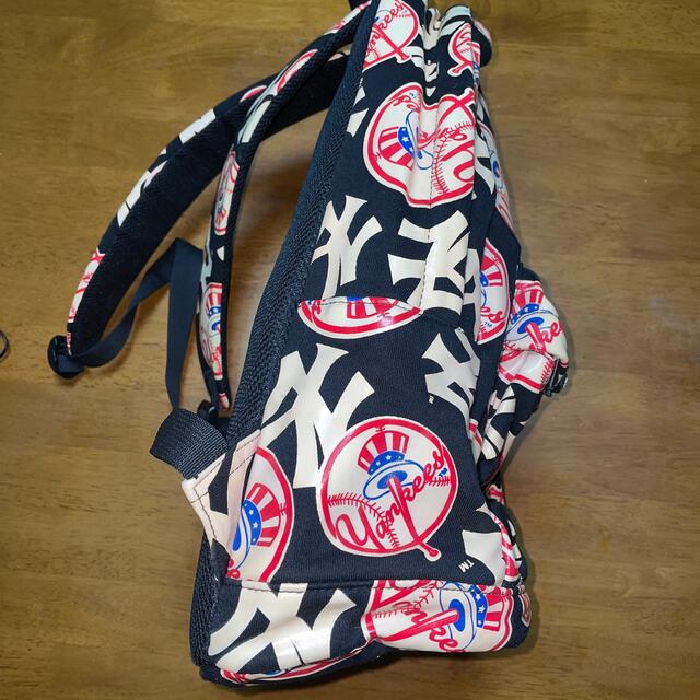 NEWYORKER(ニューヨーカー)のNY ヤンキース 総柄 リュックダンサーズブランドリックサック レディースのバッグ(リュック/バックパック)の商品写真