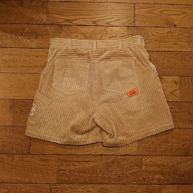 Supreme(シュプリーム)のalways out of stock CORDUROY SHORTS メンズのパンツ(ショートパンツ)の商品写真