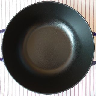 STAUB - staub【新品】フルール・ド・リス フレンチオーブン24 ...