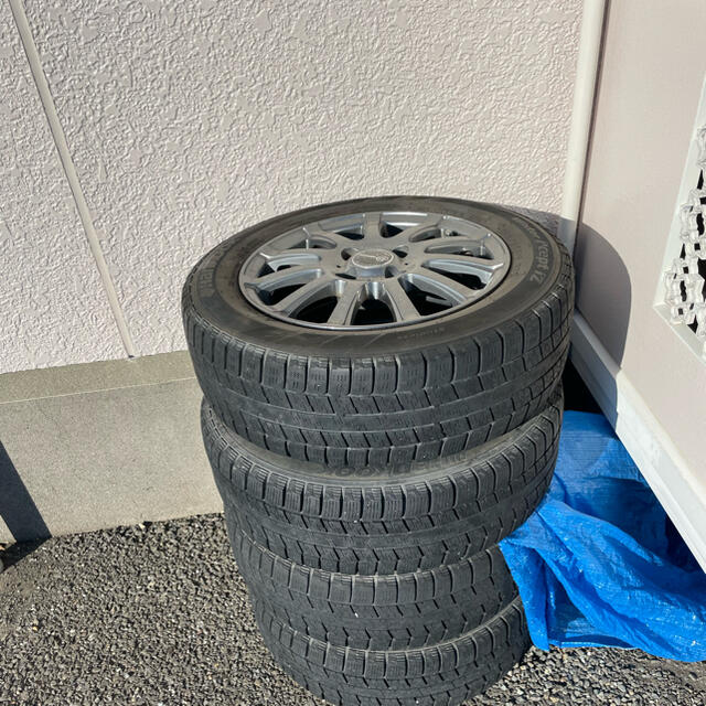 スタッドレスタイヤ175/65R 14