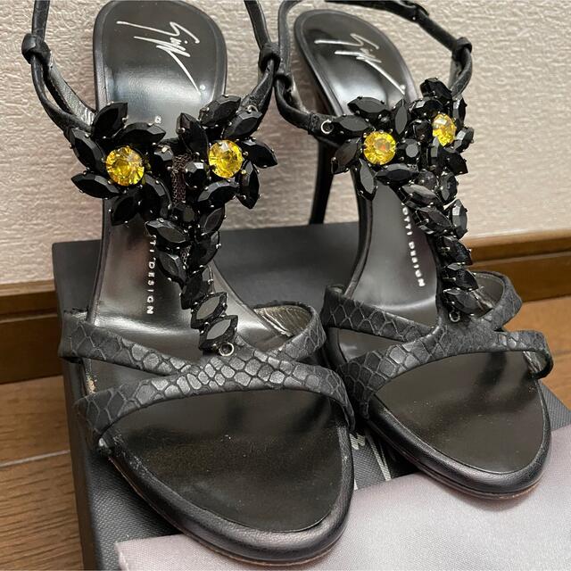 【Guseppezanotti】ジュゼッペザノッティビジュー付きサンダル