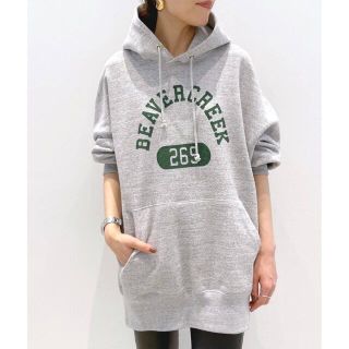 アパルトモンドゥーズィエムクラス(L'Appartement DEUXIEME CLASSE)のアパルトモン　アメリカーナ　College Logo Hoodie  (パーカー)