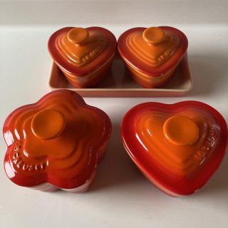 ルクルーゼ(LE CREUSET)のル・クルーゼ　ラムカン　ハート　ダムール　フルール　ココット　オレンジ　蓋付き(食器)