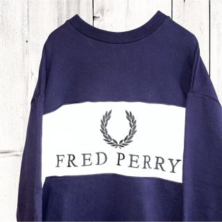 《最高デザイン》FRED PERRY 刺繍ロゴ スウェット 黒 M