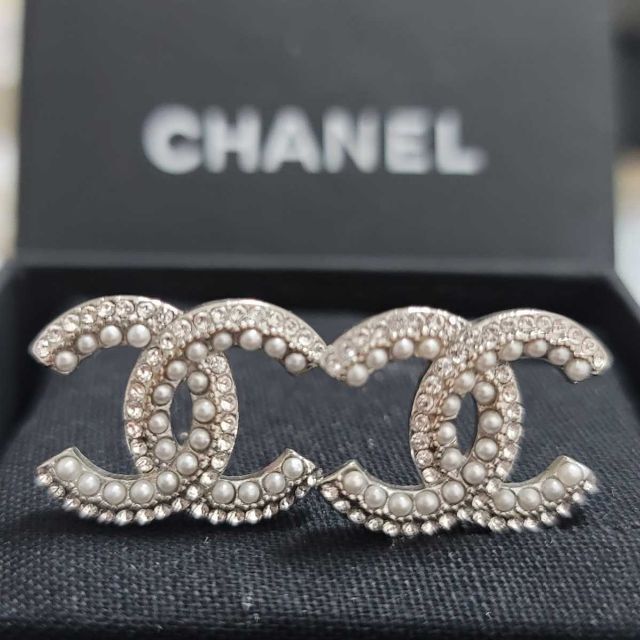 にありがと CHANEL - 確実正規品 シャネル 1粒ラインストーン