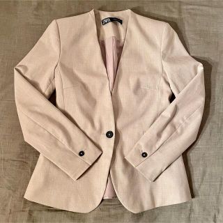 ザラ(ZARA)のZARA ノーカラージャケット(ノーカラージャケット)