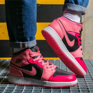 ナイキ(NIKE)のAIR JORDAN 1 MID GS 'CORAL CHALK'  23.0(スニーカー)