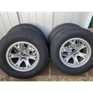 グッドイヤー(Goodyear)の【エコショップKEN様　専用】スタッドレスタイヤ ホイールセット 4本(タイヤ・ホイールセット)