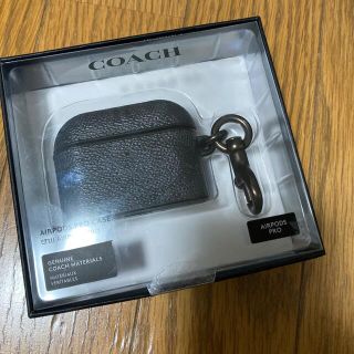 コーチ(COACH)のcoach AirPods proケース(ヘッドフォン/イヤフォン)