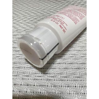 クラランス(CLARINS)の新品 クラランス  スムージング ボディスクラブ (ボディスクラブ)