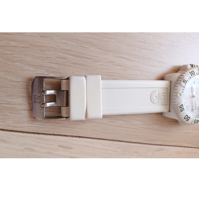 Luminox(ルミノックス)のLUMINOX ホワイトアウト 腕時計 メンズの時計(腕時計(アナログ))の商品写真