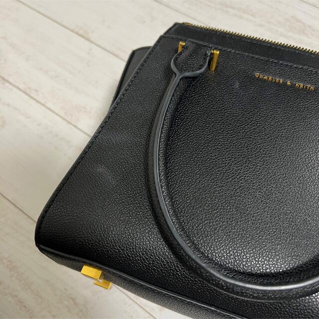 Charles and Keith(チャールズアンドキース)のチャールズ&キース バッグ 黒 レディースのバッグ(ショルダーバッグ)の商品写真