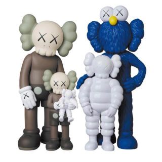 メディコムトイ(MEDICOM TOY)の【新品】KAWS × Medicom Toy #1 Family(フィギュア)