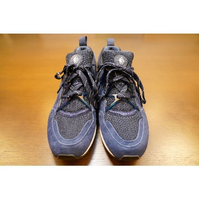 NIKE AIR HUARACHE LIGHT PRM SIZE? ネイビー