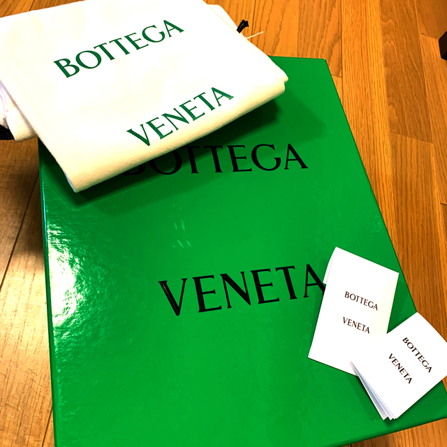 Bottega Veneta(ボッテガヴェネタ)の【新品】ボッテガヴェネタ  タッセル　ローファー　厚底　ブーツ レディースの靴/シューズ(ローファー/革靴)の商品写真