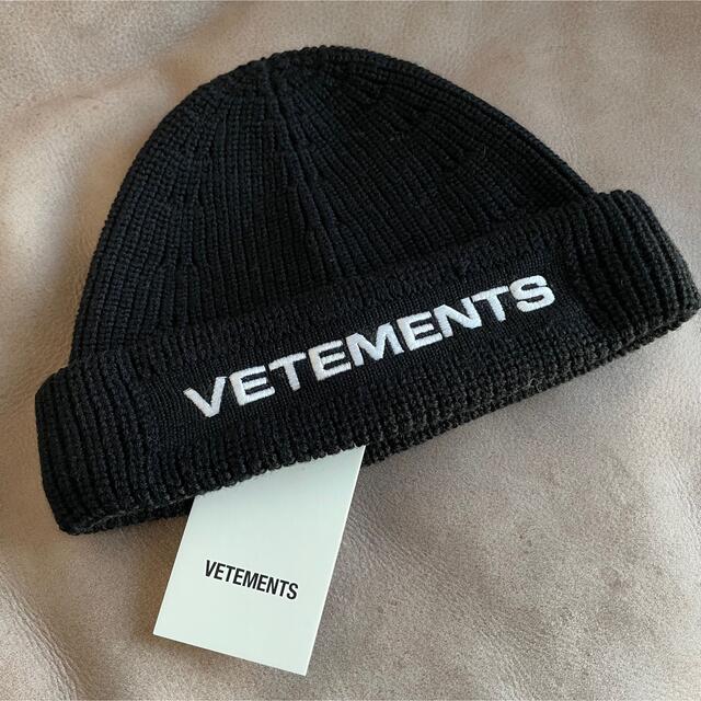 状態新品未使用【新品/定価6.4万】Vetements ヴェトモン ビーニー(ニット帽)