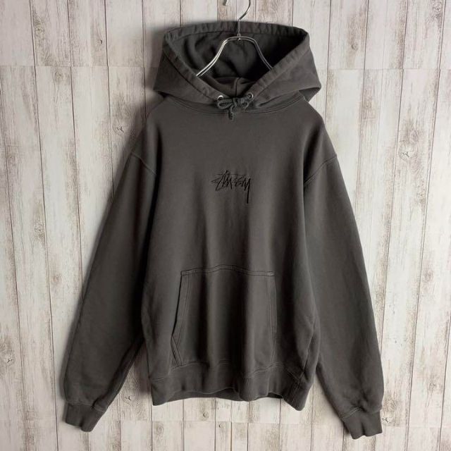 STUSSY - 【希少カラー】ステューシー☆センター刺繍 パーカー 入手