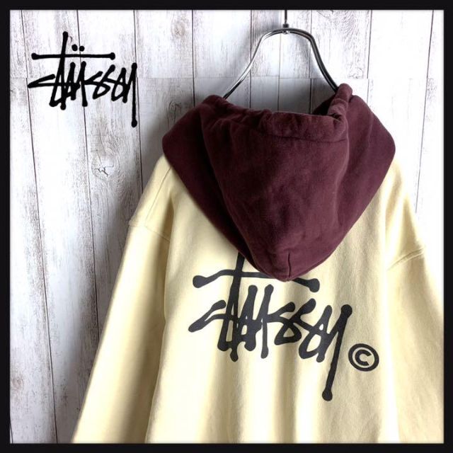 STUSSY - 【希少カラー】ステューシー☆バックプリント パーカー 入手