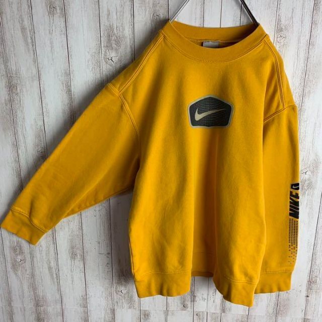 【美品 】NIKE(ナイキ) センターロゴ　スウェット/希少カラー完売品