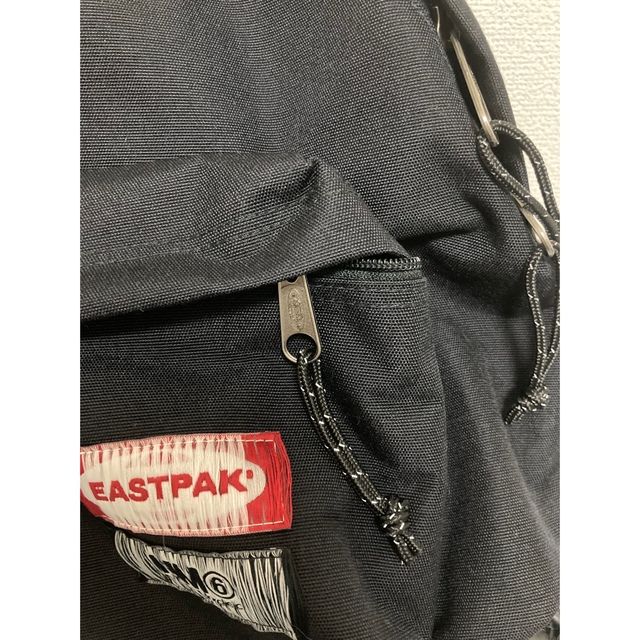 MM6(エムエムシックス)のMM6 × EASTPAKパデッド リバーシブル バックパック レディースのバッグ(リュック/バックパック)の商品写真