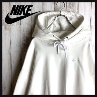 NIKE - 【希少カラー】ナイキラボ☆ワンポイント刺繍 パーカー 入手 ...