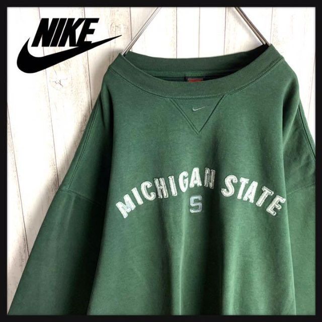 NIKE - 【希少カラー】ナイキ☆センター刺繍 スウェット 人気