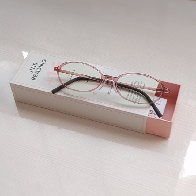 JINS(ジンズ)のらいち様専用　　JINS　老眼鏡　+1.5 レディースのファッション小物(サングラス/メガネ)の商品写真