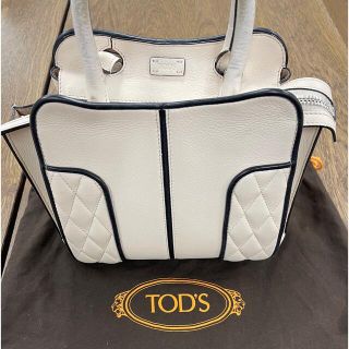 トッズ(TOD'S)の専用　TOD'Sドッズ　セラバック(ハンドバッグ)