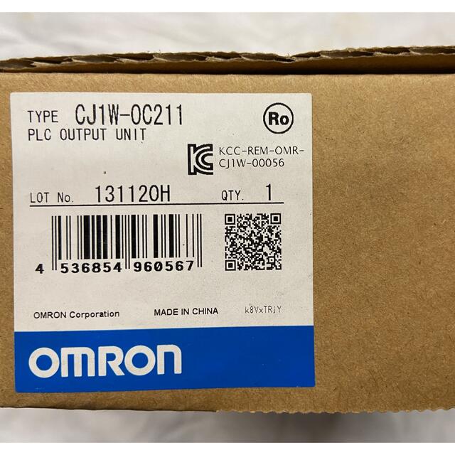 公式の店舗 新品 OMRON 出力ユニット CJ1W-OC211