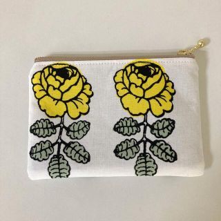 マリメッコ(marimekko)の【ハンドメイド】marimekko ヴィヒキルース ミニポーチ(ポーチ)