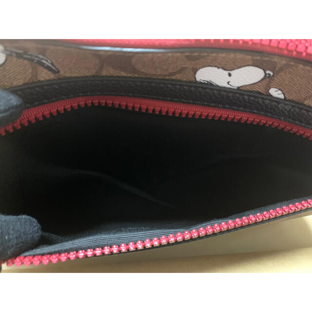 COACH(コーチ)の【COACH ×PEANUTS】コーチ クラッチバッグ SNOOPYレザー  レディースのバッグ(クラッチバッグ)の商品写真