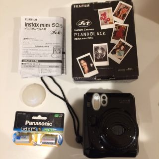 フジフイルム(富士フイルム)のチェキ PIANO BLACK instax mini 50s(フィルムカメラ)