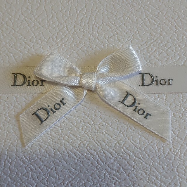 Dior(ディオール)のDiorギフトボックス インテリア/住まい/日用品のオフィス用品(ラッピング/包装)の商品写真