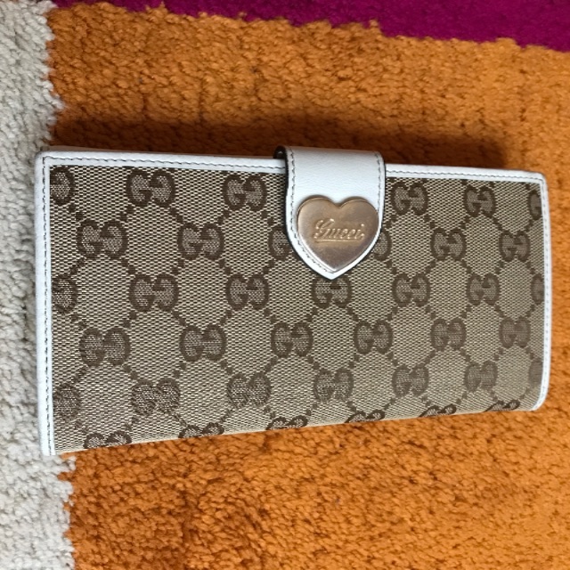 Gucci(グッチ)のGUCCI♡長財布 レディースのファッション小物(財布)の商品写真