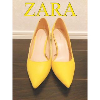 ザラ(ZARA)のzara trafaluc✨イエロー　パンプス(ハイヒール/パンプス)