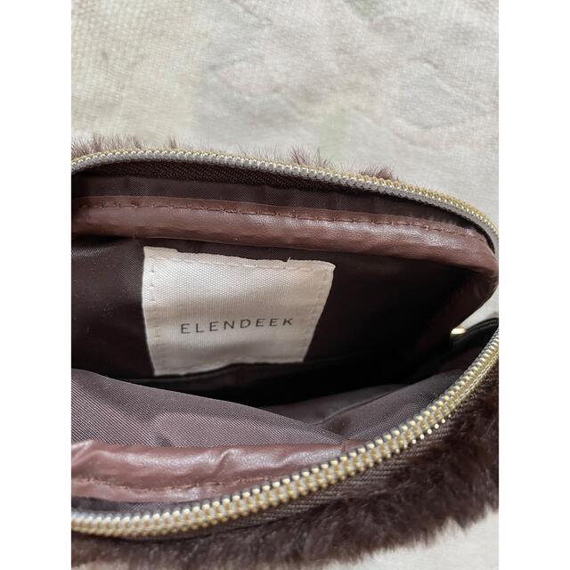 ボンボンのチャームが可愛い！ELENDEEK  ポシェット ショルダーバック レディースのバッグ(ショルダーバッグ)の商品写真