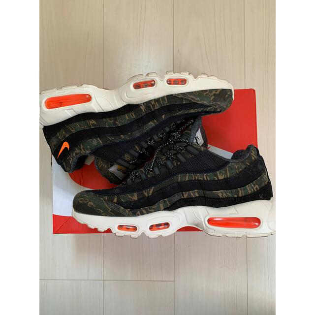 NIKE(ナイキ)のNIKE AIRMAX95 WIP  27CM メンズの靴/シューズ(スニーカー)の商品写真