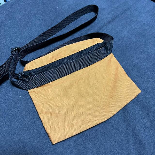 ユニクロU サコッシュ メンズのバッグ(ショルダーバッグ)の商品写真