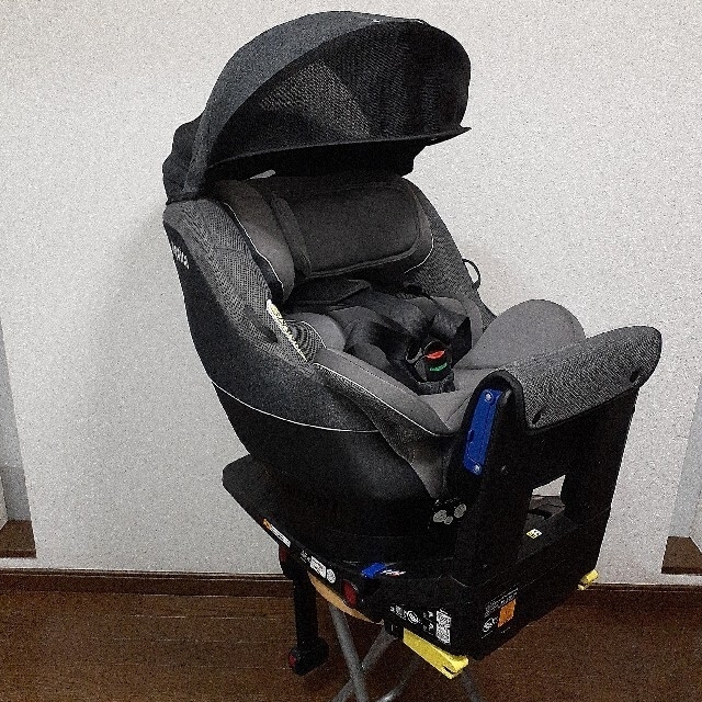 機能良　アップリカ　クルリラ プレミアム　プレミアムグレー　ISOFIX 1