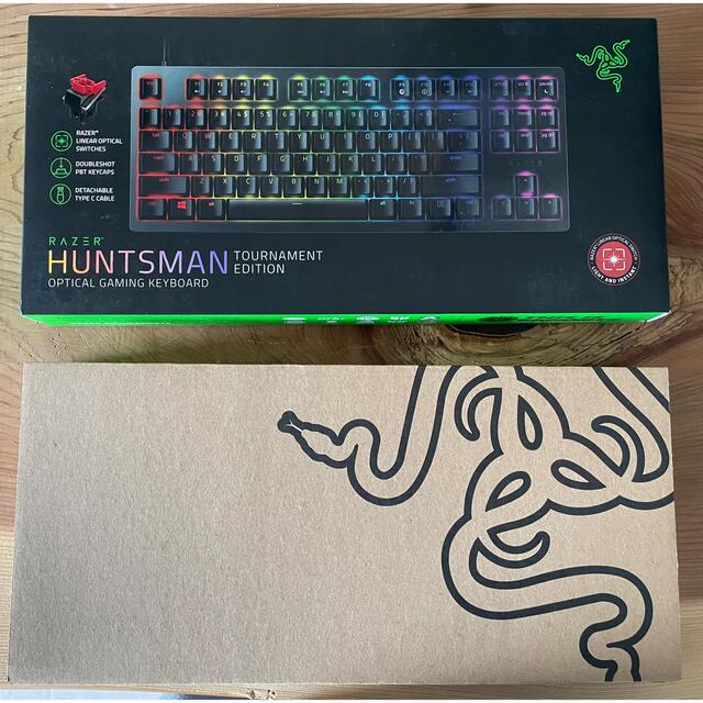 Razer(レイザー)のRazer HUNTSMAN TOURNAMENT EDITION US配列 スマホ/家電/カメラのPC/タブレット(PC周辺機器)の商品写真