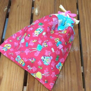 3KY-13　桜色　入園入学　巾着袋　コップ袋　給食袋　女の子　レトロガール(外出用品)