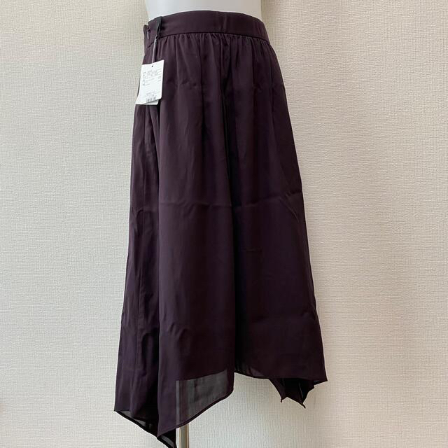 UNTITLED(アンタイトル)の新品 UNTITLED イレヘムミディ丈スカート レディースのスカート(ひざ丈スカート)の商品写真