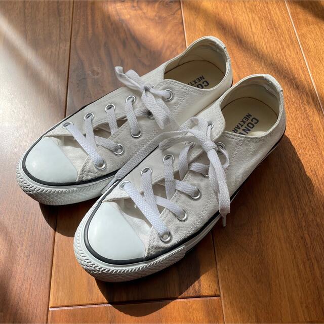 CONVERSE(コンバース)の専用⭐︎コンバース　ネクスター　ローカット　22.5cm  ホワイト　白 レディースの靴/シューズ(スニーカー)の商品写真