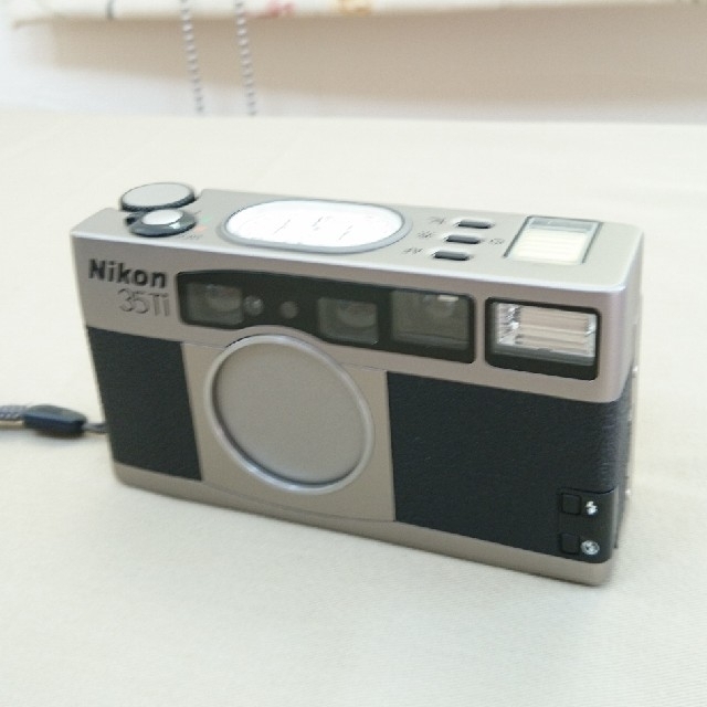 ニコン Nikon 35Ti QUARTZ DATE ニコン Nikon 35Ti QUARTZ DATE