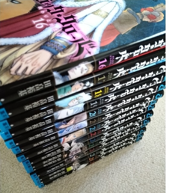 ‼️お買い得‼️ ブラッククローバー 1~29巻 セット まとめ売り 漫画 マンガ 送料無料中古予約商品ブラッククローバー 1〜37巻