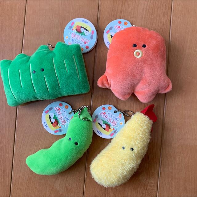 つぶらな瞳のお弁当箱 エンタメ/ホビーのおもちゃ/ぬいぐるみ(キャラクターグッズ)の商品写真